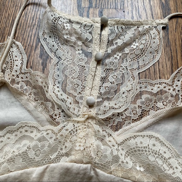 Cream Blush Satin Lace Trim Tank Top - Picture 7 of 7